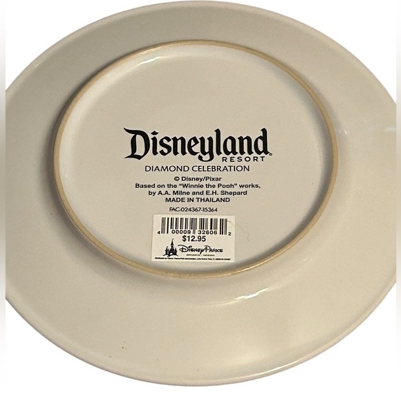 NET Rare Disney Land Diamond Celebration Plate Winnie The Pooh, Genie - Picture 3 of 3